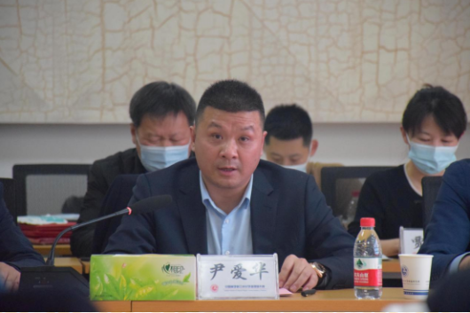 熱烈祝賀中國科學(xué)院蘭州化學(xué)物理研究所與公司簽約共建“二氧化碳捕集與轉(zhuǎn)化利用聯(lián)合實驗室”(圖3) 熱烈祝賀中國科學(xué)院蘭州化學(xué)物理研究所與公司簽約共建“二氧化碳捕集與轉(zhuǎn)化利用聯(lián)合實驗室”(圖3)